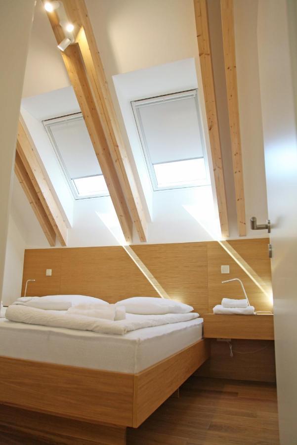 Apartment Jurijana - New 4-Bedroom Triplex With Sauna & Garden 보히니 외부 사진