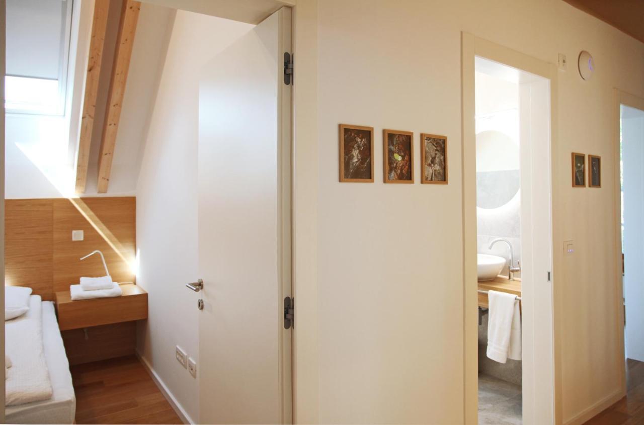 Apartment Jurijana - New 4-Bedroom Triplex With Sauna & Garden 보히니 외부 사진