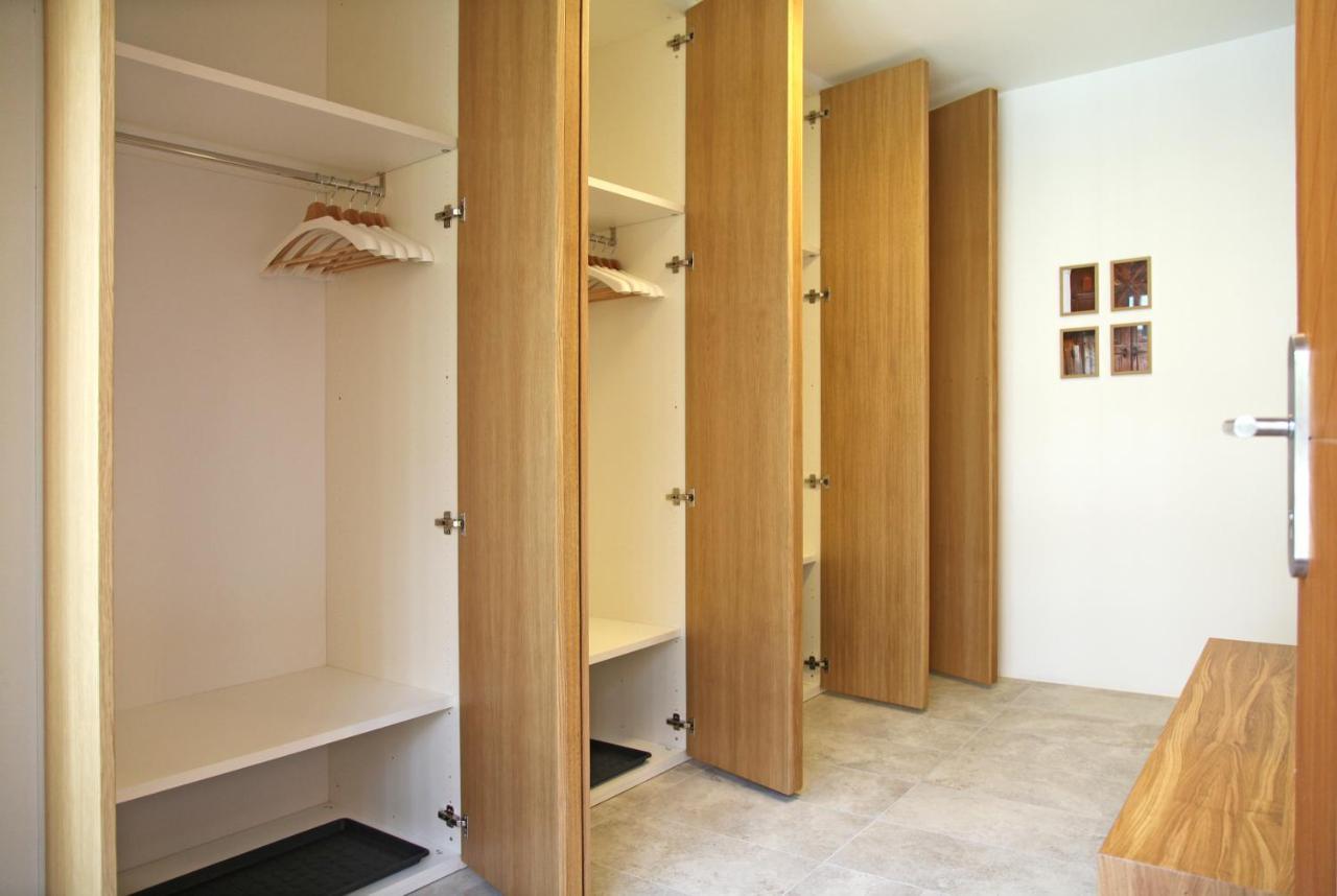 Apartment Jurijana - New 4-Bedroom Triplex With Sauna & Garden 보히니 외부 사진